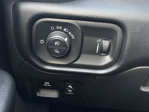 Used 2021 RAM 1500 Big Horn image 19