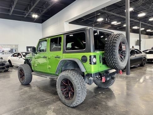 Used 2018 Jeep Wrangler Unlimited Rubicon image 21