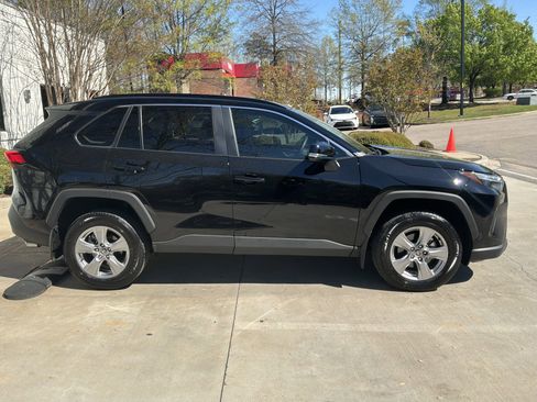 Used 2025 Toyota RAV4 XLE w/ Convenience Package image 15