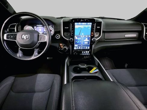 Used 2022 RAM 1500 Big Horn AWD/4WD image 14