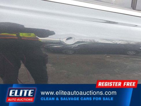 Used 2013 Volvo XC90 3.2 image 11