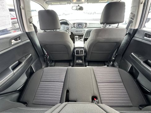 Used 2018 Kia Sportage LX image 13