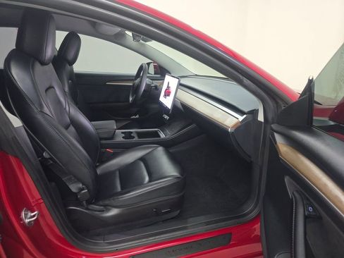 Used 2023 Tesla Model 3 Standard Range RWD image 3