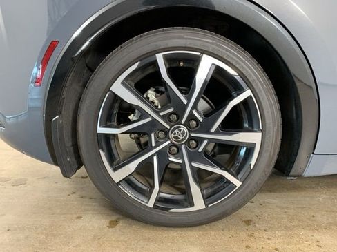 Used 2024 Toyota Prius Prime image 38