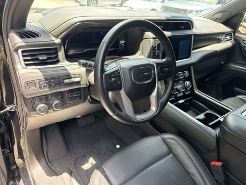 Used 2023 GMC Yukon Denali w/ Max Trailering Package AWD/4WD image 24
