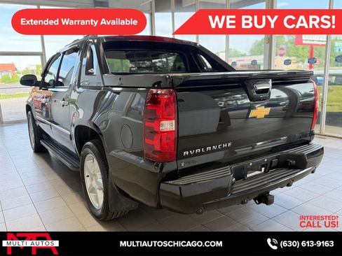 Used 2013 Chevrolet Avalanche LTZ AWD/4WD image 10
