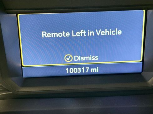Used 2021 GMC Sierra 1500 AT4 w/ AT4 Premium Package AWD/4WD image 7