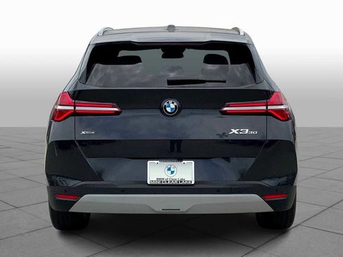 Used 2025 BMW X3 xDrive30i w/ Premium Package image 4