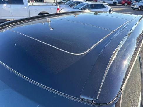 New 2025 Mitsubishi Outlander SEL Black Edition image 9