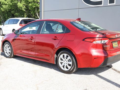 Used 2024 Toyota Corolla LE FWD image 6