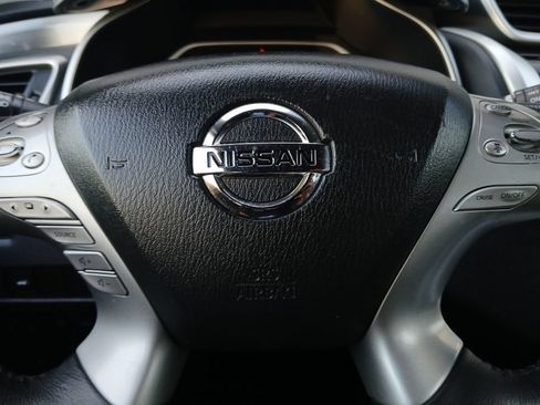 Used 2018 Nissan Murano SL w/ Midnight Edition Package FWD image 5