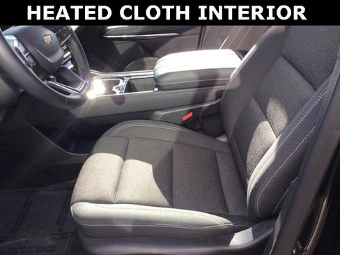 Used 2025 Chevrolet Traverse LT image 10