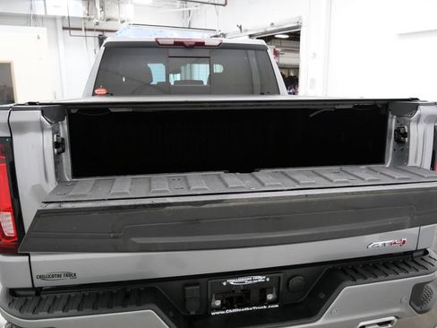 Used 2024 GMC Sierra 1500 AT4 w/ Technology Package AWD/4WD image 36