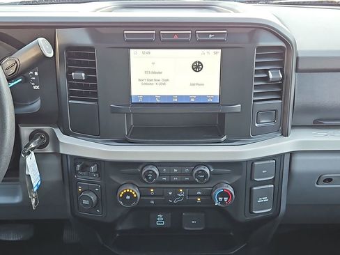 Used 2023 Ford F250 XLT image 19