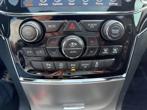 Used 2020 Jeep Grand Cherokee Trailhawk image 26