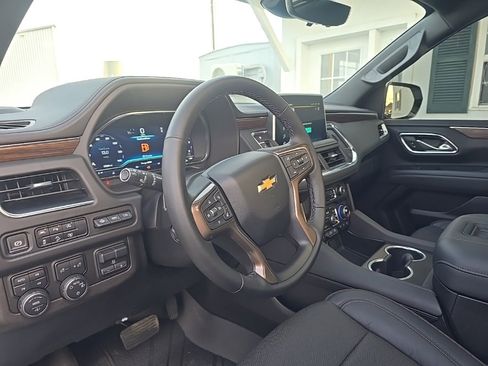 Used 2024 Chevrolet Tahoe High Country image 15