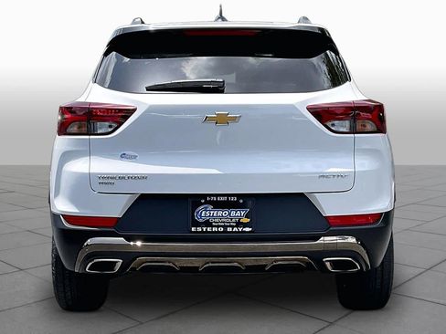 Used 2023 Chevrolet TrailBlazer ACTIV w/ Sun and Liftgate Package AWD/4WD image 5