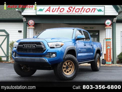 Used 2016 Toyota Tacoma SR5 image 1