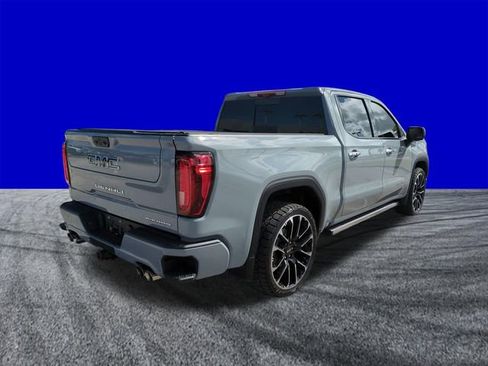 Used 2025 GMC Sierra 1500 Denali Ultimate image 4