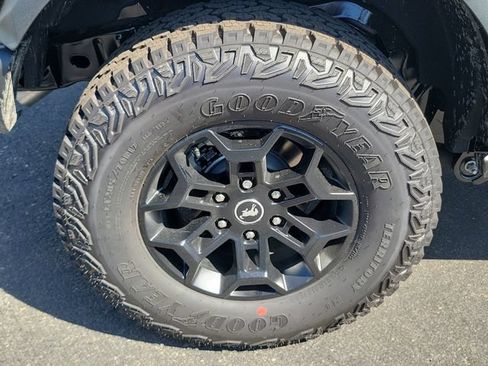 New 2026 Ford Bronco Badlands AWD/4WD image 6