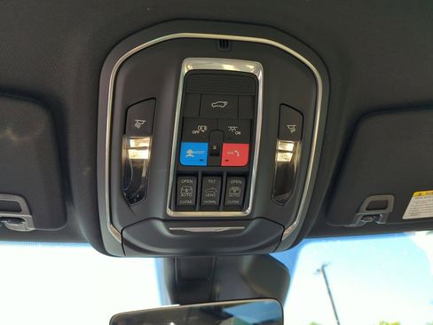 New 2026 Jeep Grand Cherokee Limited w/ Limited Altitude Package AWD/4WD image 27