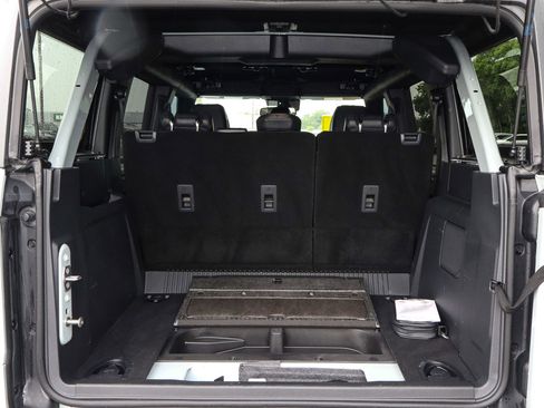 Used 2024 Ford Bronco Wildtrak AWD/4WD image 9