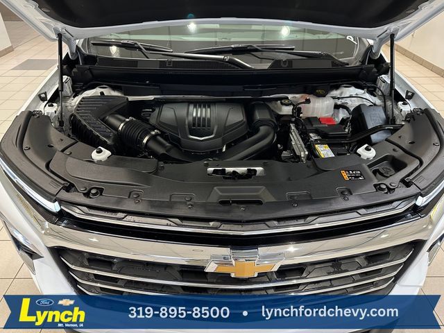 Used 2025 Chevrolet Traverse LT AWD/4WD image 28