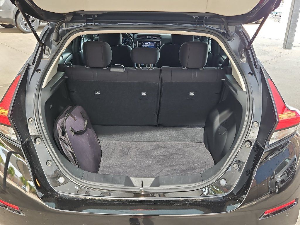 Certified 2023 Nissan Leaf SV Plus FWD image 39