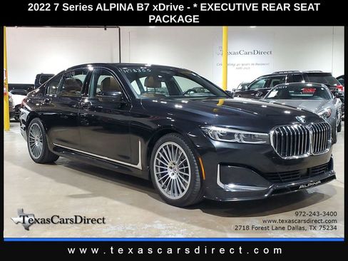 Used 2022 BMW ALPINA B7 xDrive image 3