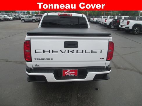 Used 2022 Chevrolet Colorado Z71 w/ Trail Boss Package AWD/4WD image 8