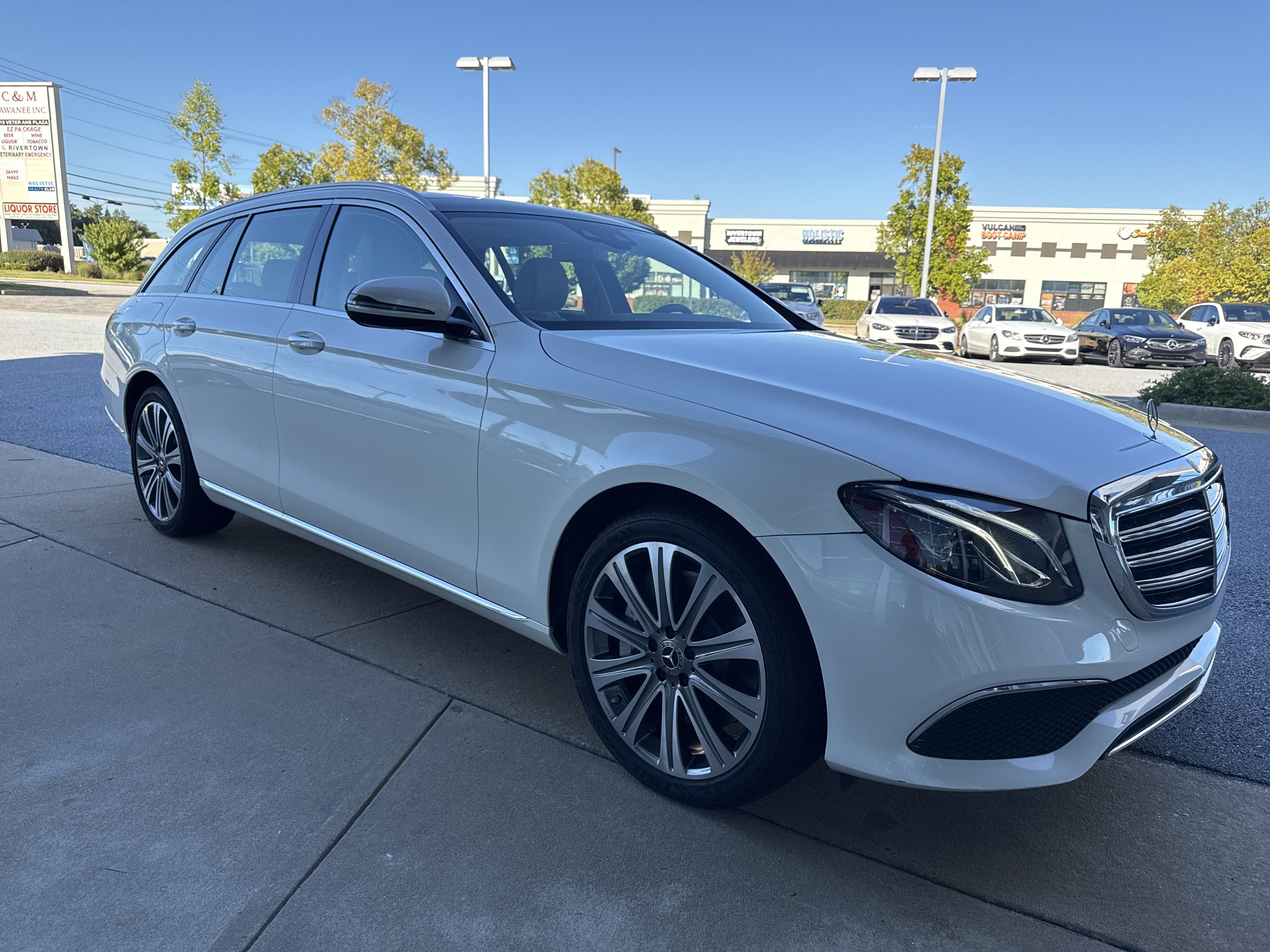 Certified 2020 Mercedes-Benz E 450 4MATIC Wagon image 14