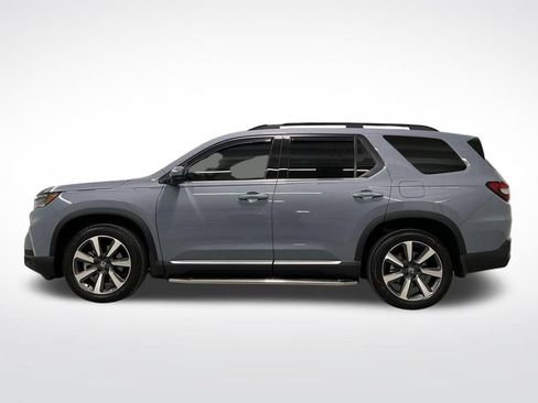 Certified 2025 Honda Pilot Touring image 32