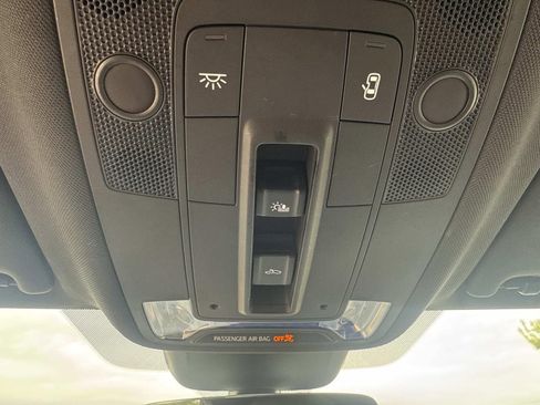 Used 2021 Audi Q3 2.0T Premium w/ Convenience Package image 18