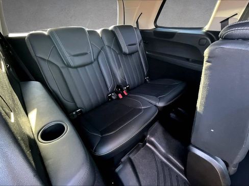 Used 2016 Mercedes-Benz GL 320 BlueTEC 4MATIC image 25