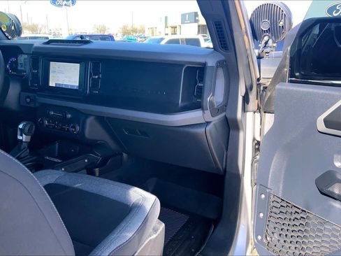 Certified 2023 Ford Bronco 2-Door w/ Sasquatch Package image 18