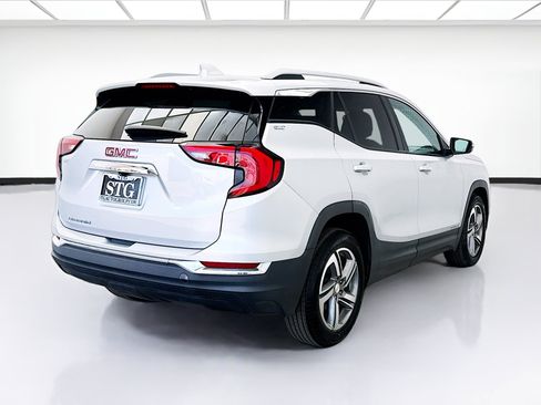 Used 2021 GMC Terrain SLT w/ Infotainment Package II FWD image 4