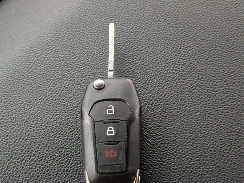 Used 2024 Ford F150 XLT w/ Mobile Office Package image 29