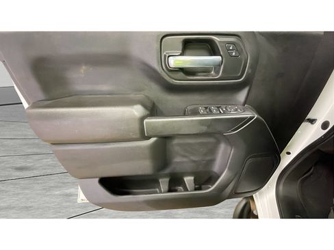 Used 2021 Chevrolet Silverado 1500 Custom AWD/4WD image 10