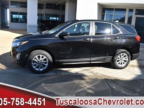 Used 2020 Chevrolet Equinox LS w/ LS Convenience Package image 6