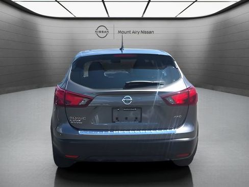 Used 2019 Nissan Rogue Sport S w/ Appearance Package AWD/4WD image 5