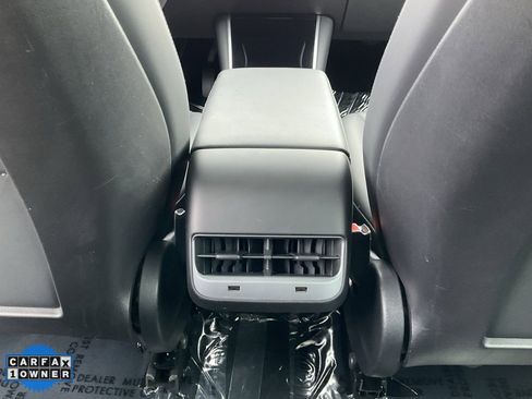 Used 2019 Tesla Model 3 Standard Range Plus image 33