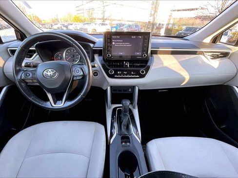 Used 2022 Toyota Corolla Cross LE FWD image 21