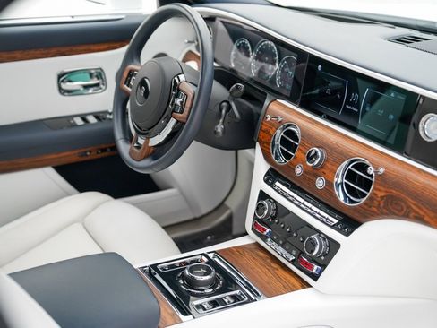 Certified 2022 Rolls-Royce Ghost image 62