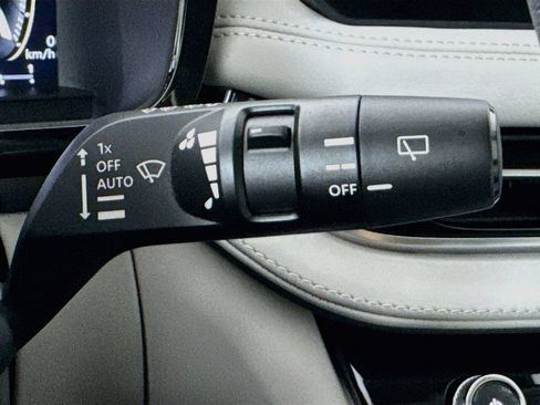 Certified 2027 INFINITI QX60 Luxe w/ Cargo Package AWD/4WD image 16