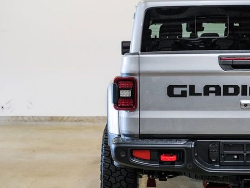 Used 2020 Jeep Gladiator Rubicon image 31