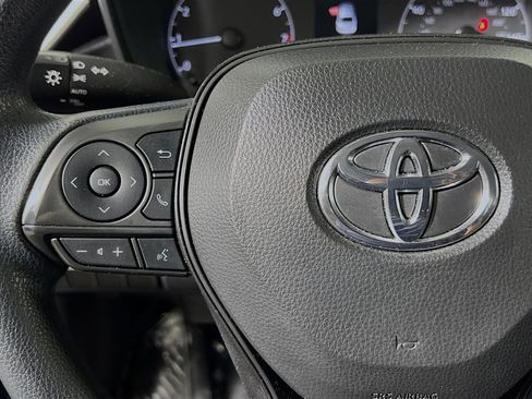 Used 2024 Toyota Corolla LE FWD image 18