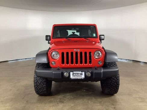 Used 2018 Jeep Wrangler Unlimited Sport AWD/4WD image 2