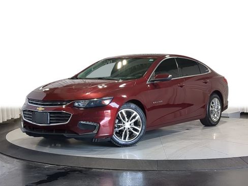 Used 2016 Chevrolet Malibu LT FWD image 1