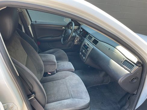 Used 2013 Chevrolet Impala Police image 8
