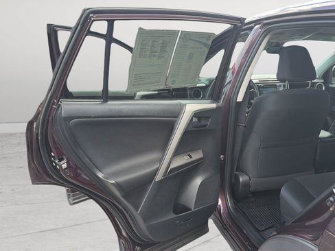 Used 2018 Toyota RAV4 LE w/ All Weather Liner Package AWD/4WD image 22